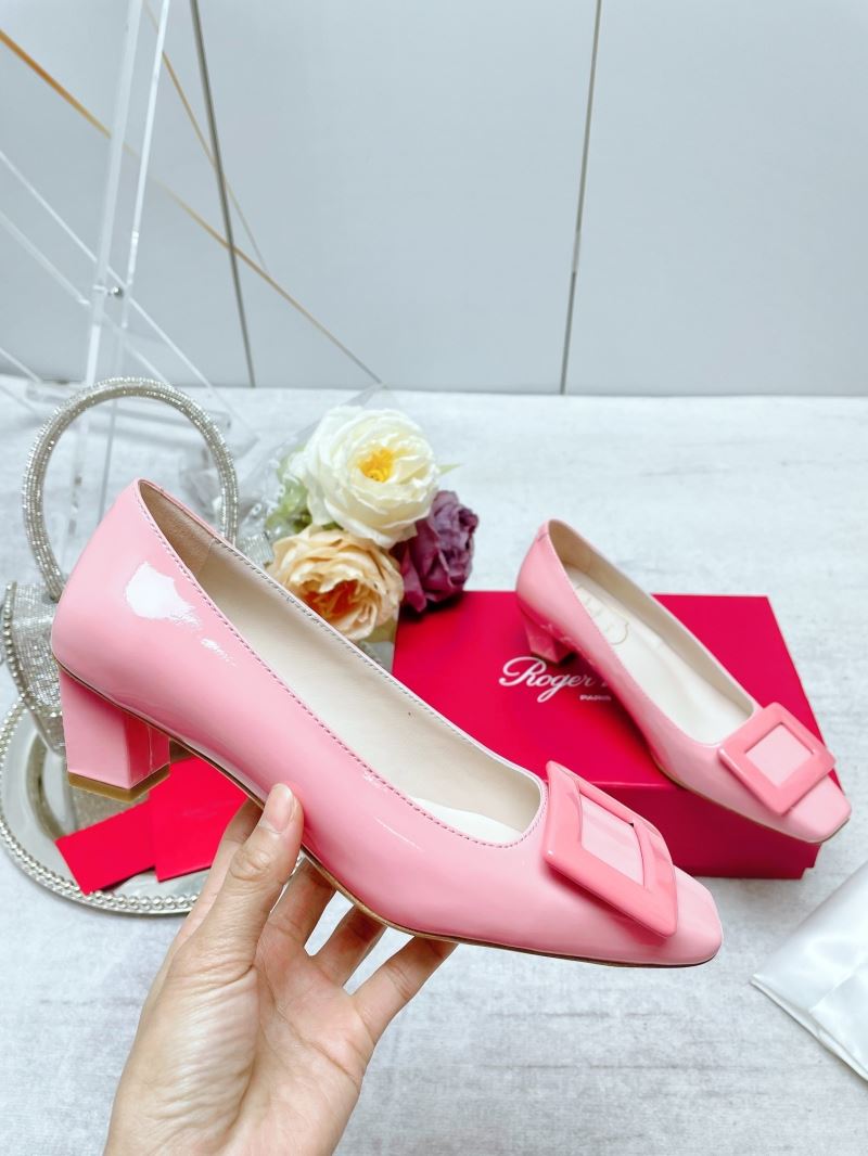 Roger Vivier flat shoes